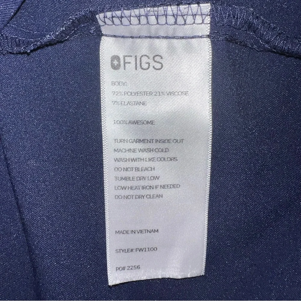 FIGS Women’s Casma Technical Collection V-Neck Scrub Top Blue Size XXL - Picture 7 of 8